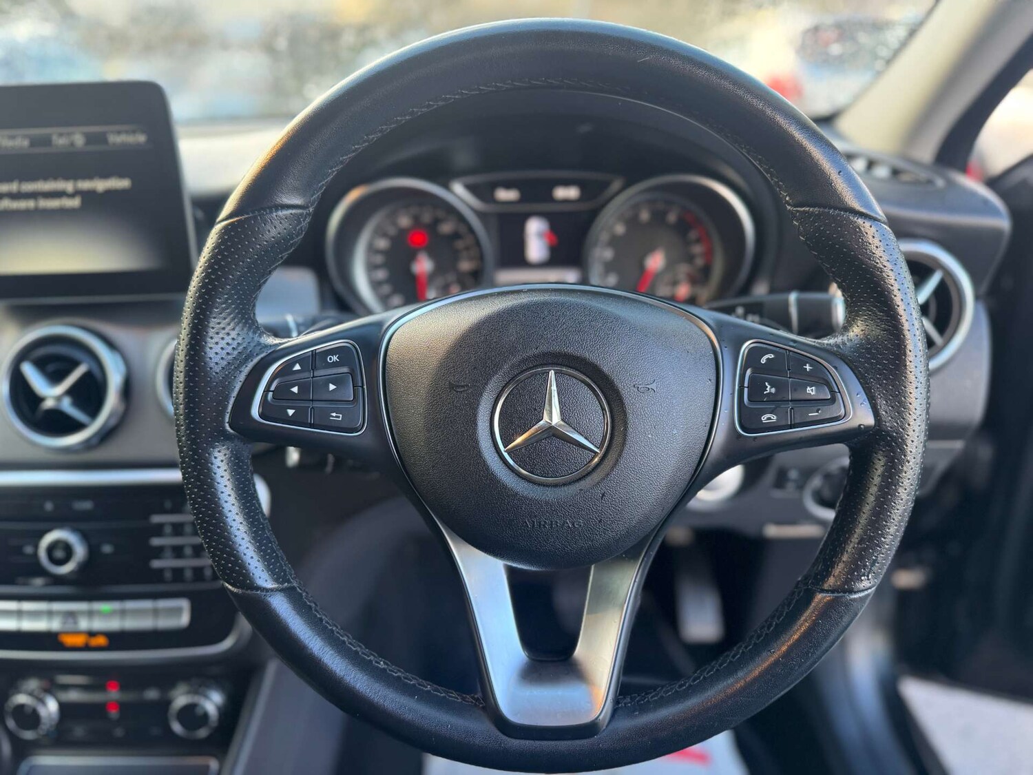 Used Mercedes-Benz GLA 2019 for sale - 77207478: Photo 6