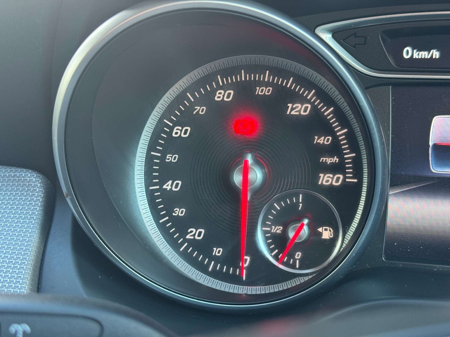 Used Mercedes-Benz GLA 2019 for sale - 77207478: Photo 8