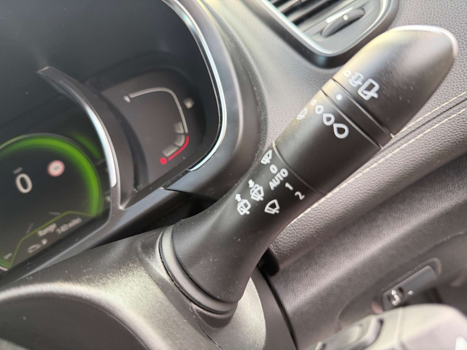 Used Renault Grand Scenic 2017 for sale - 77207456: Photo 31