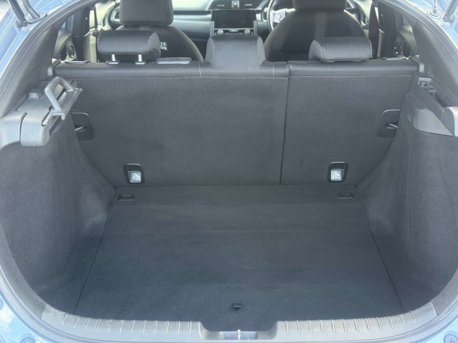 Used Honda Civic 2019 for sale - 77207454: Photo 31