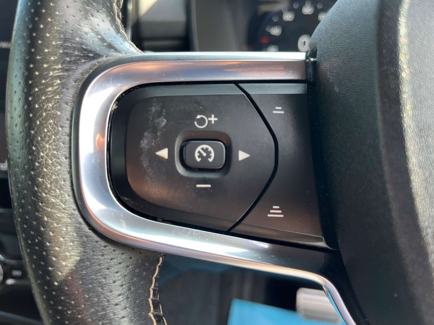 Used Volvo XC40 2021 for sale - 77207425: Photo 22