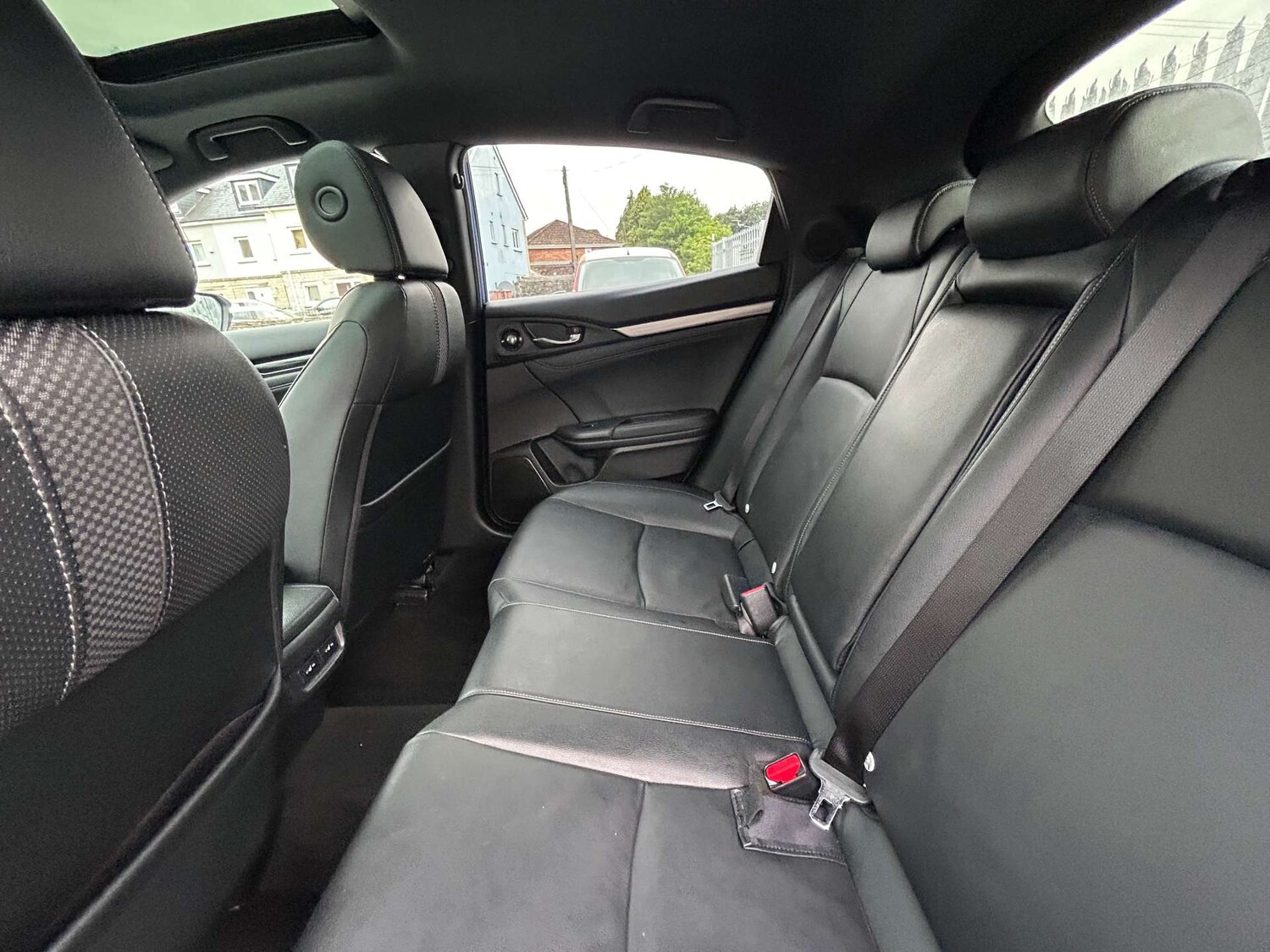 Used Honda Civic 2021 for sale - 77207422: Photo 38