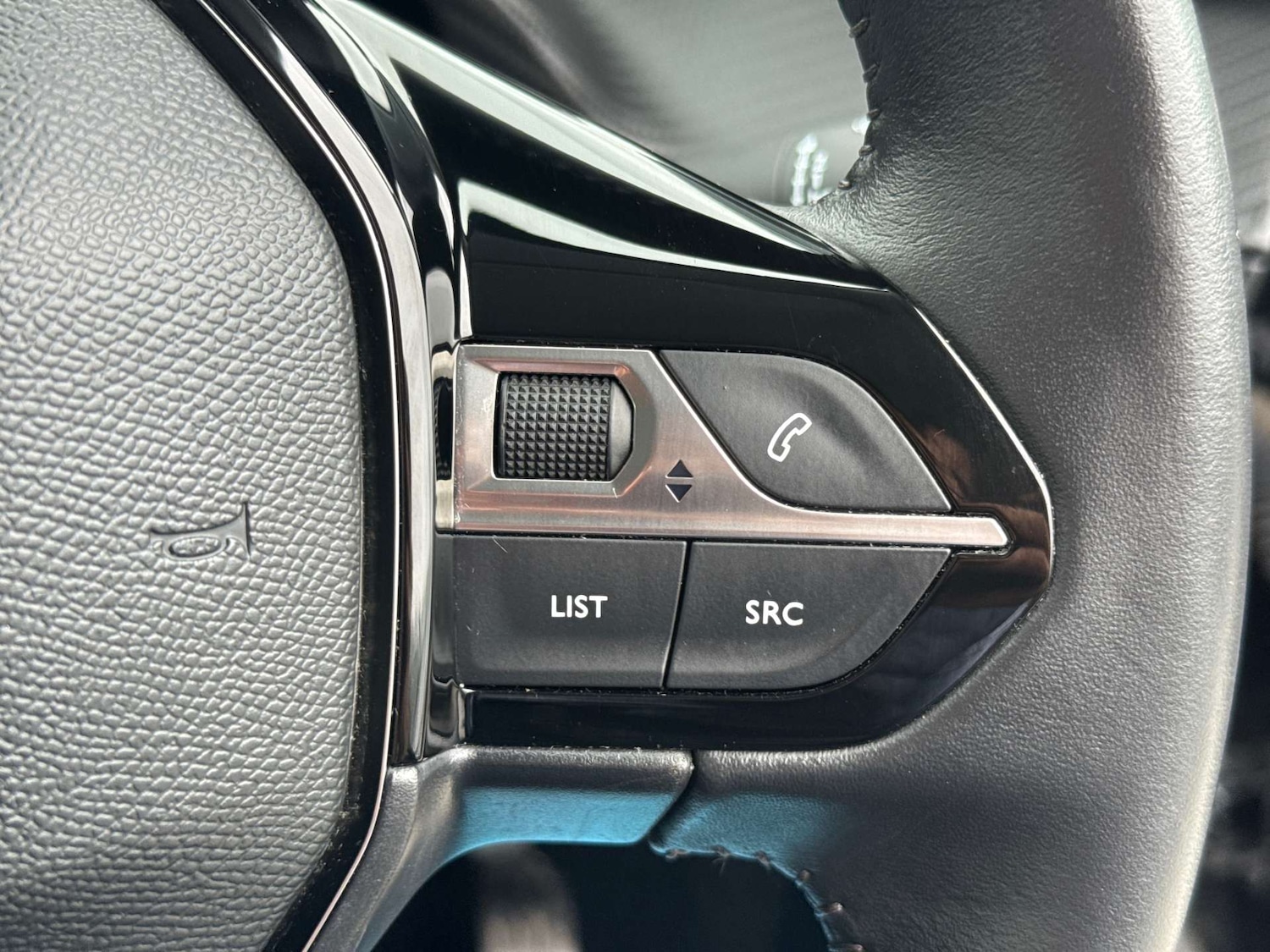 Used Peugeot 208 2022 for sale - 78084031: Photo 17