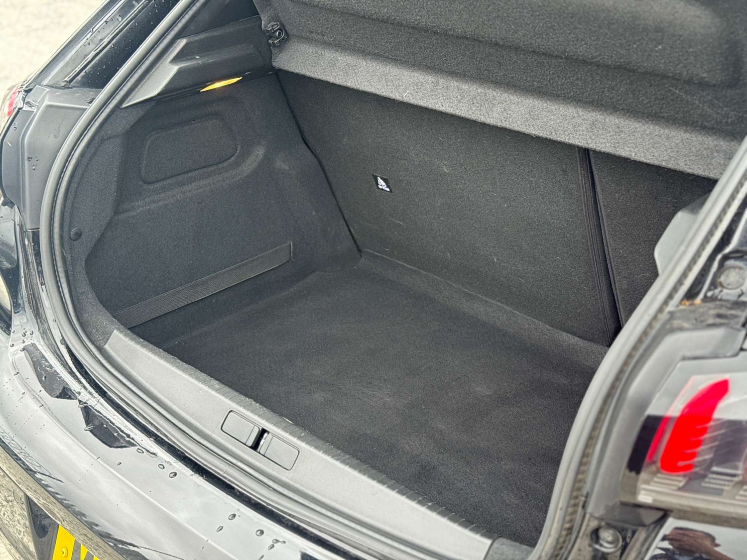 Used Peugeot 208 2022 for sale - 78084031: Photo 37