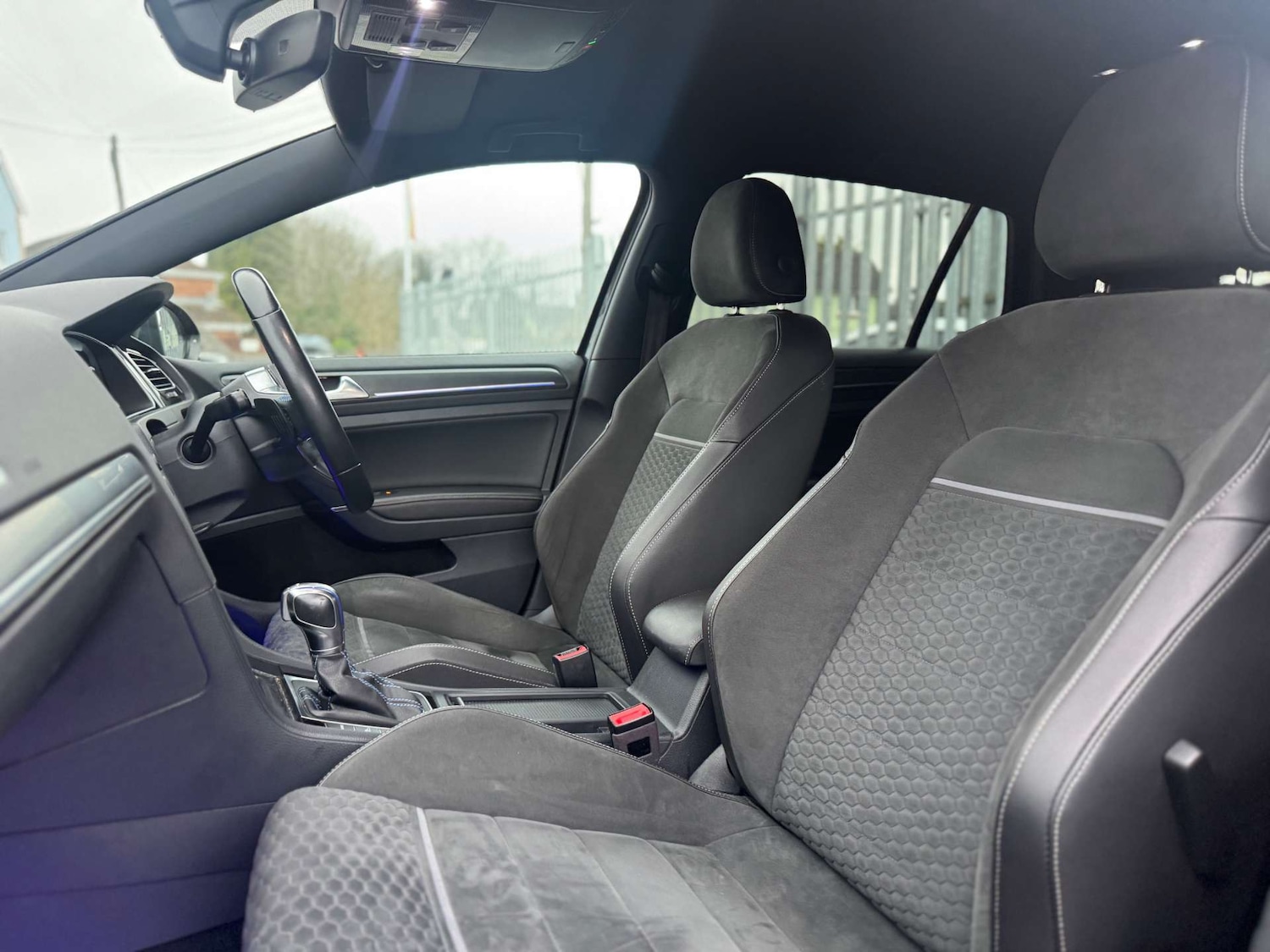 Used Volkswagen Golf 2018 for sale - 77207481: Photo 19