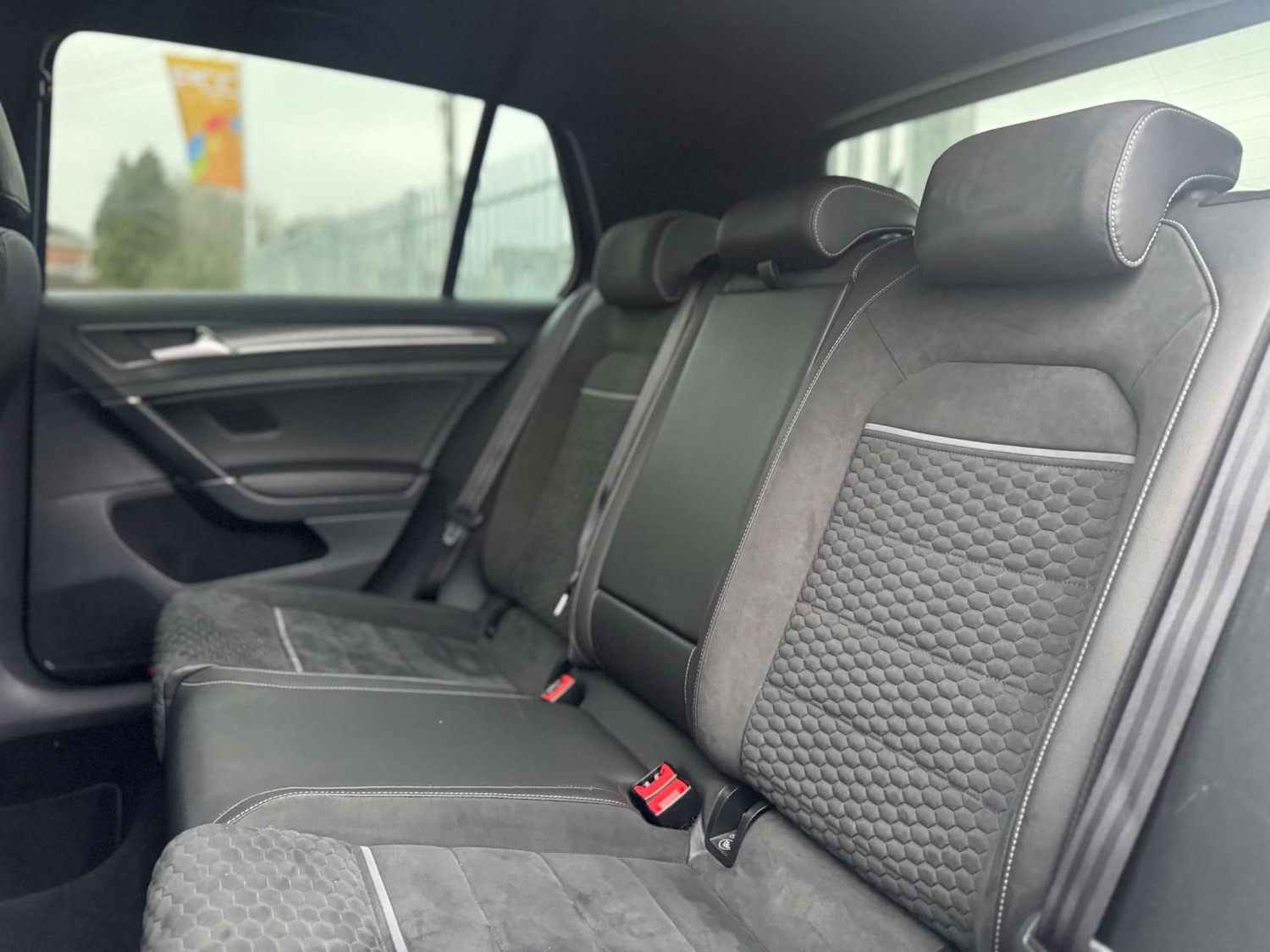 Used Volkswagen Golf 2018 for sale - 77207481: Photo 23