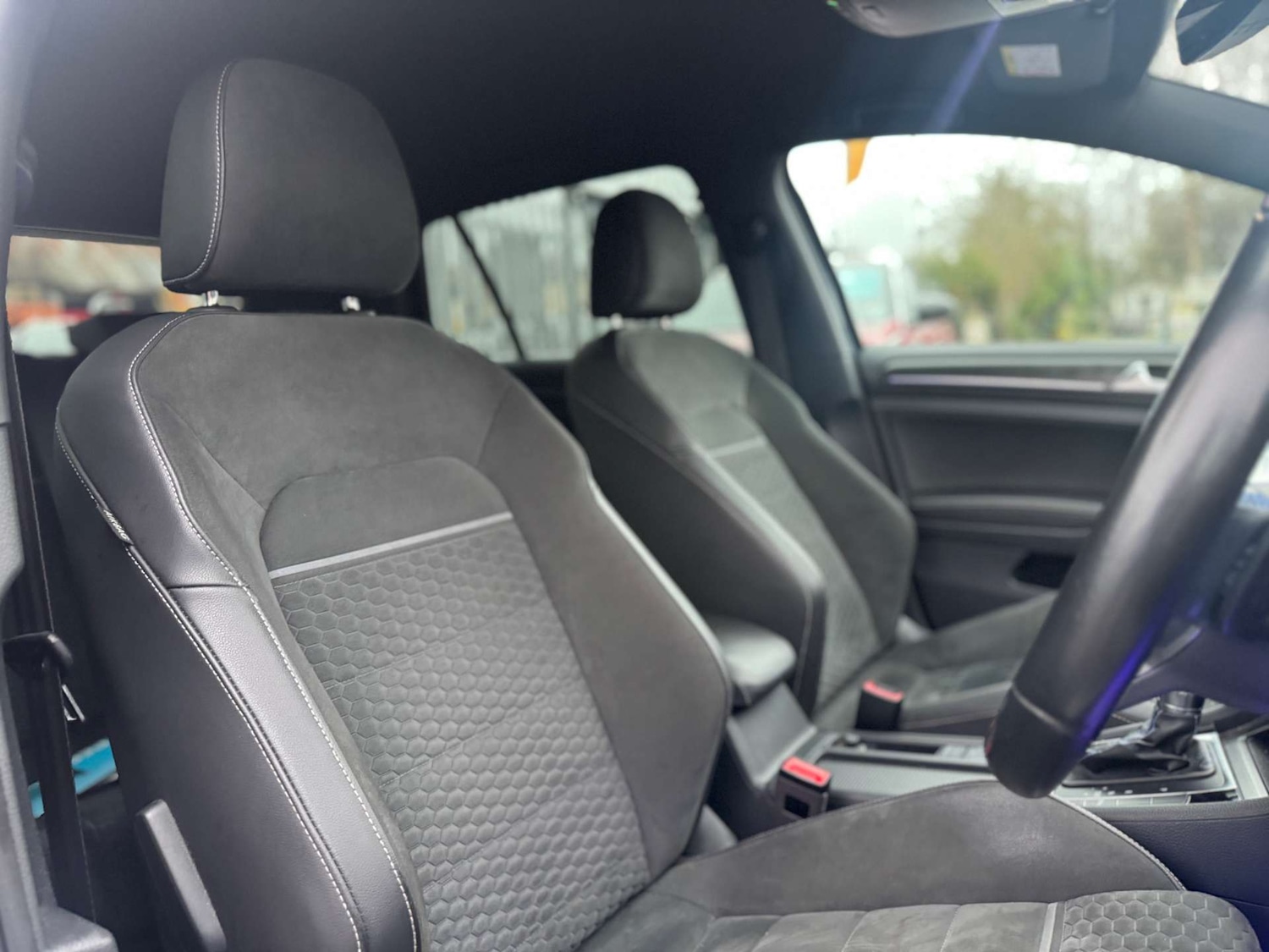 Used Volkswagen Golf 2018 for sale - 77207481: Photo 34