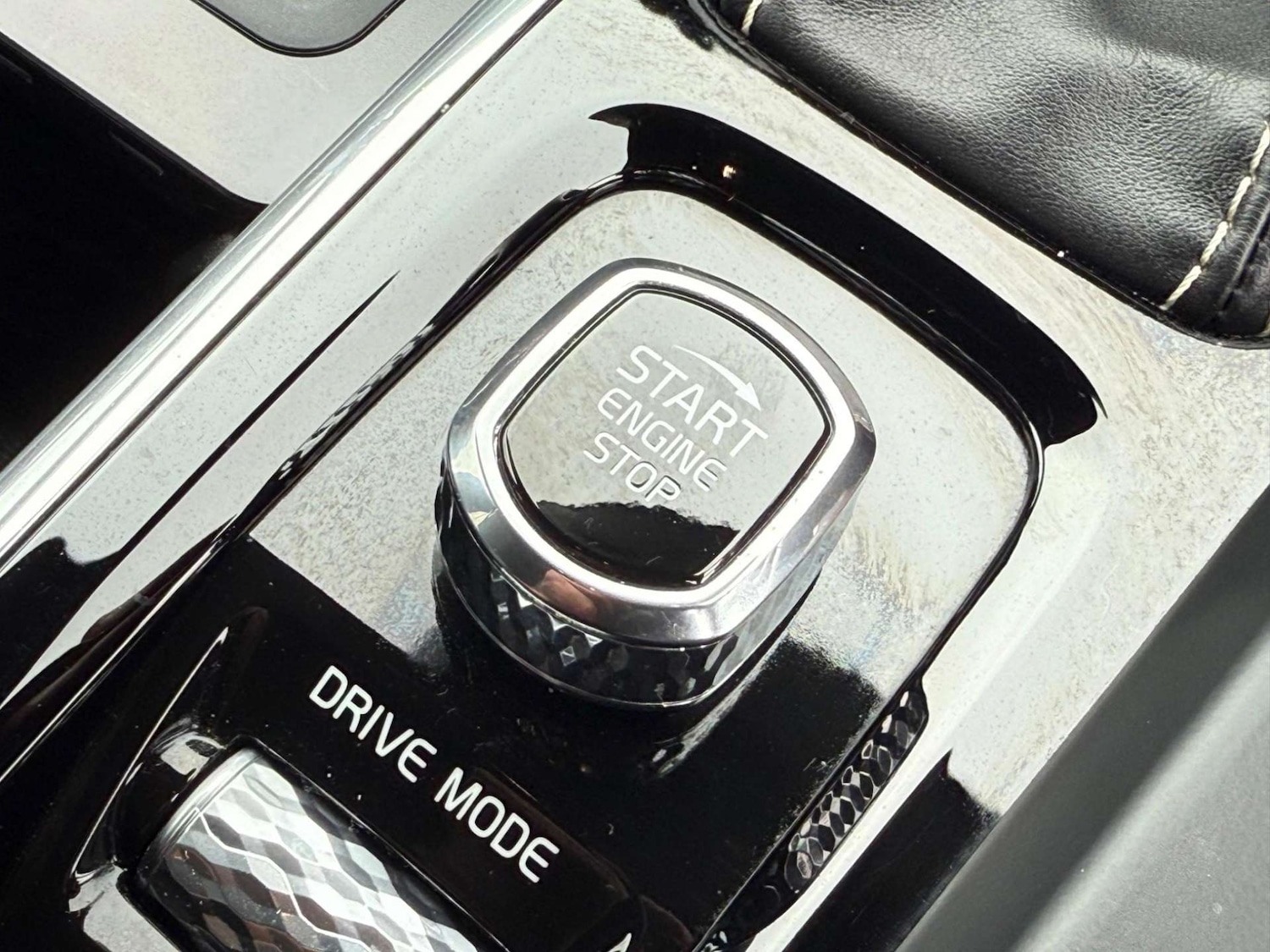 Used Volvo XC60 2018 for sale - 77207413: Photo 14