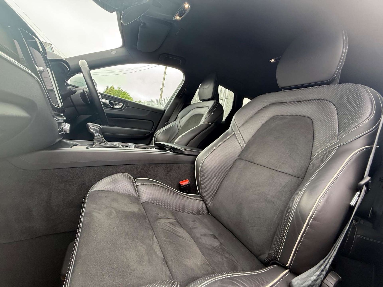 Used Volvo XC60 2018 for sale - 77207413: Photo 19