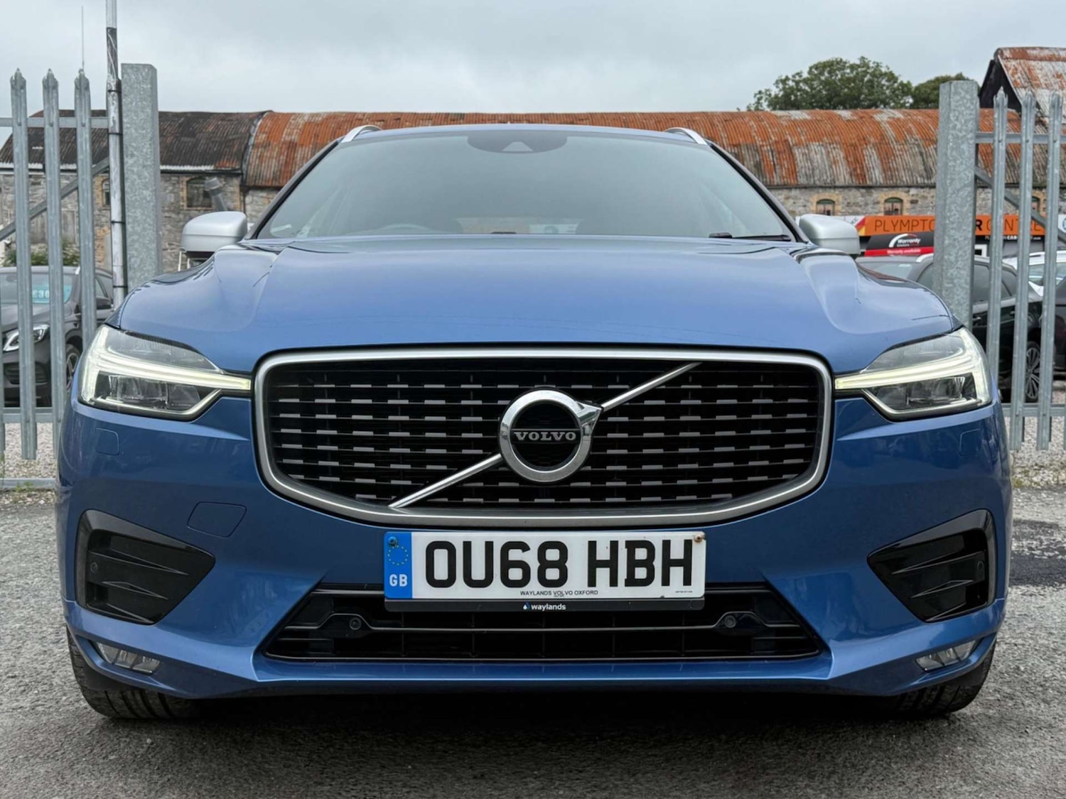Used Volvo XC60 2018 for sale - 77207413: Photo 2