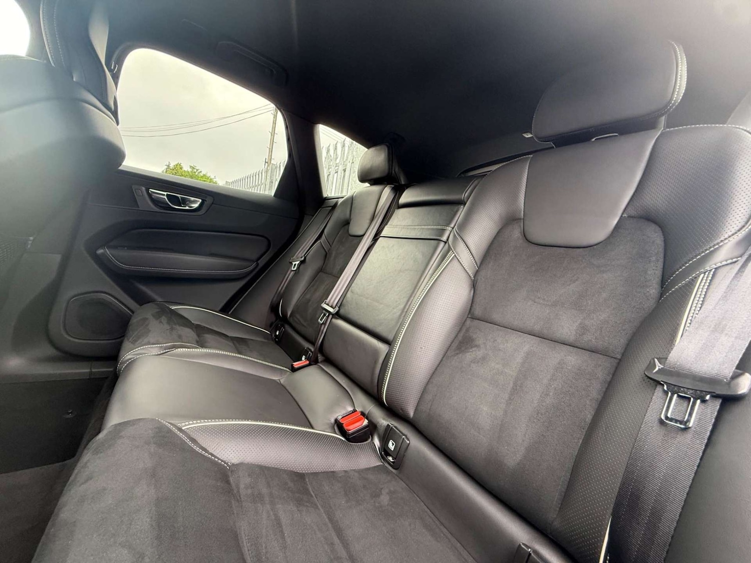 Used Volvo XC60 2018 for sale - 77207413: Photo 21