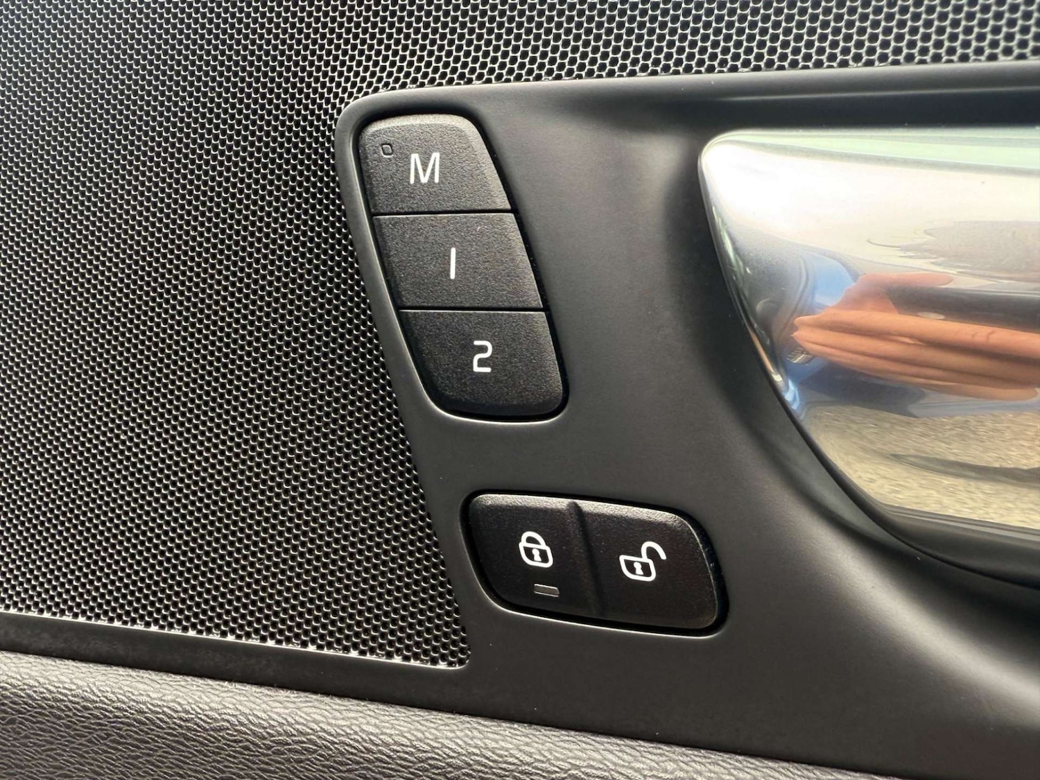 Used Volvo XC60 2018 for sale - 77207413: Photo 28