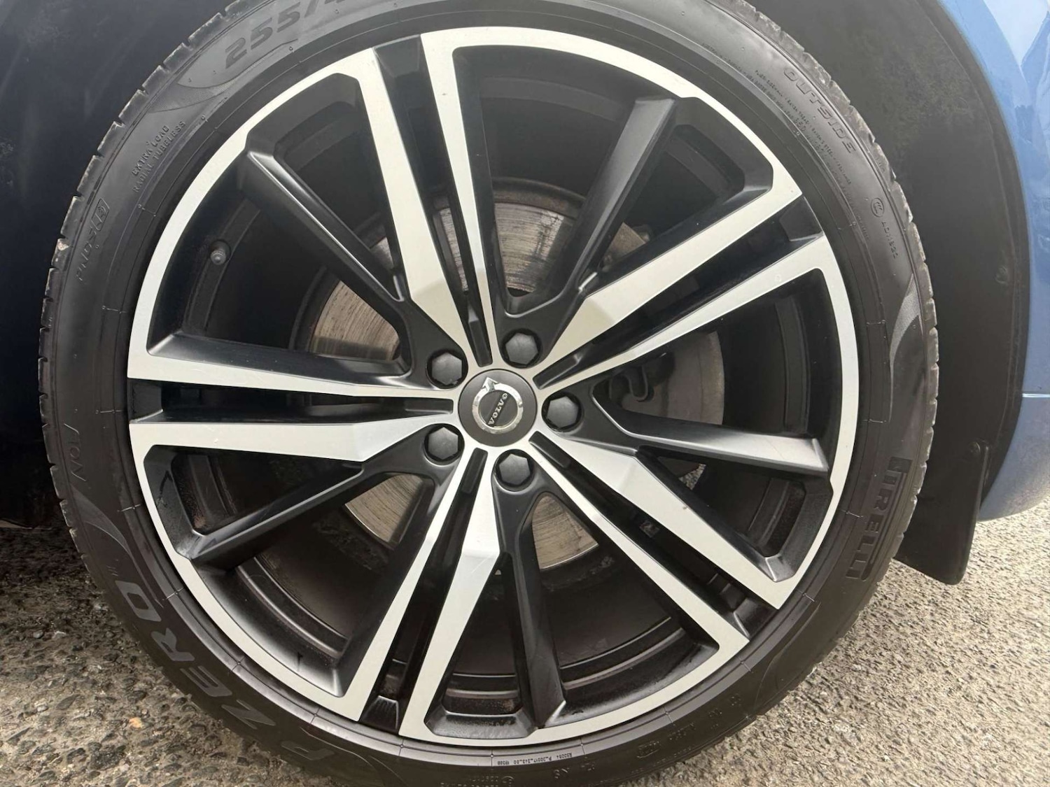 Used Volvo XC60 2018 for sale - 77207413: Photo 34