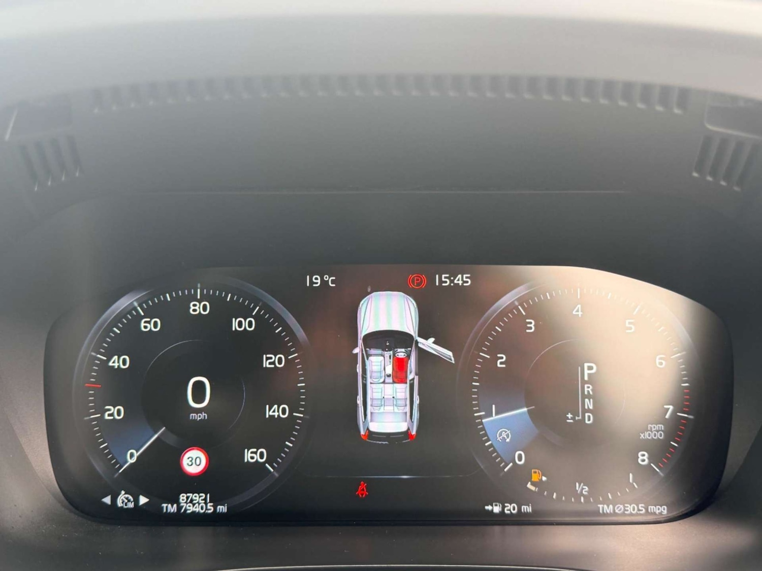 Used Volvo XC60 2018 for sale - 77207413: Photo 7