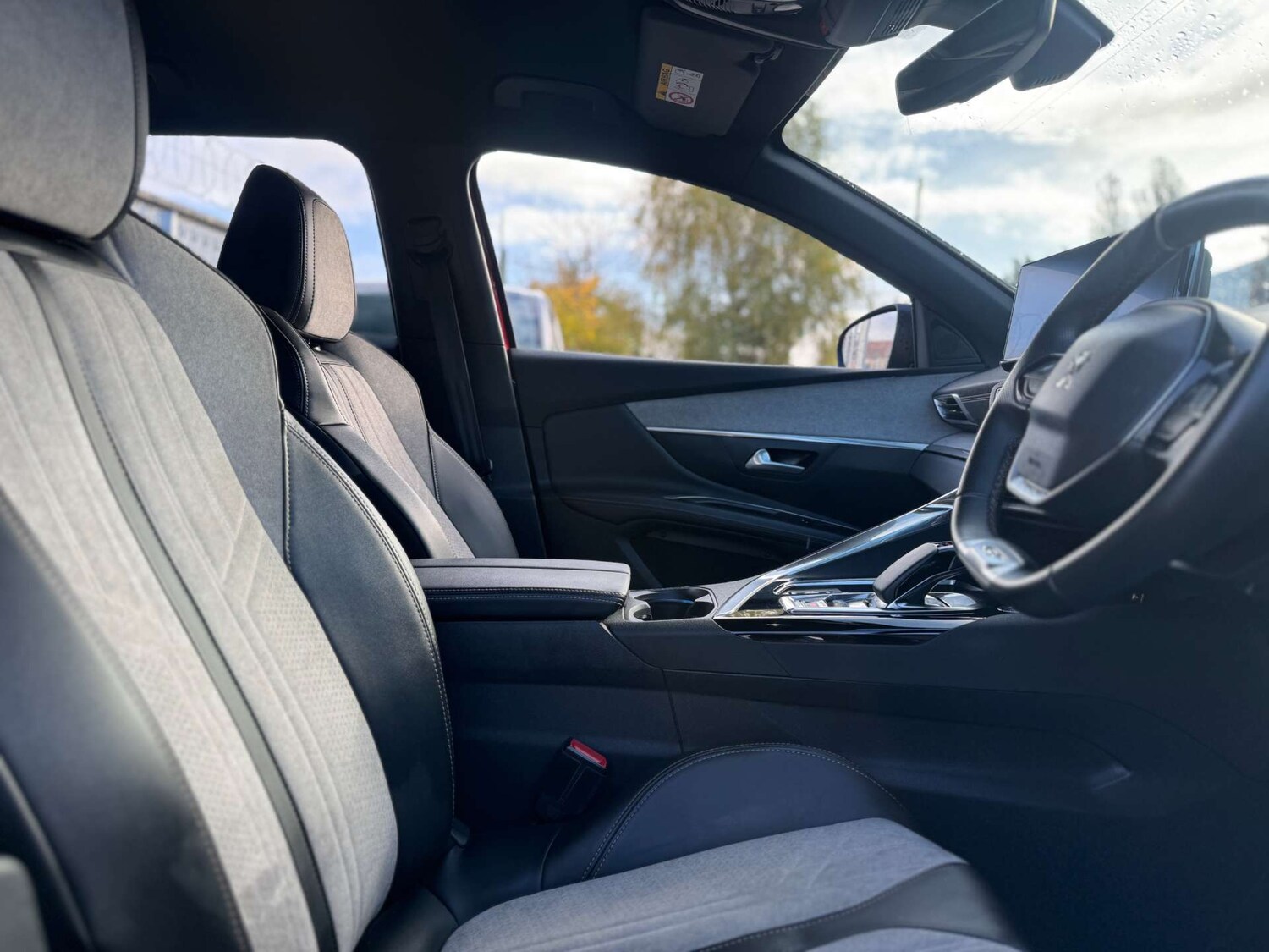 Used Peugeot 3008 2021 for sale - 77207439: Photo 41