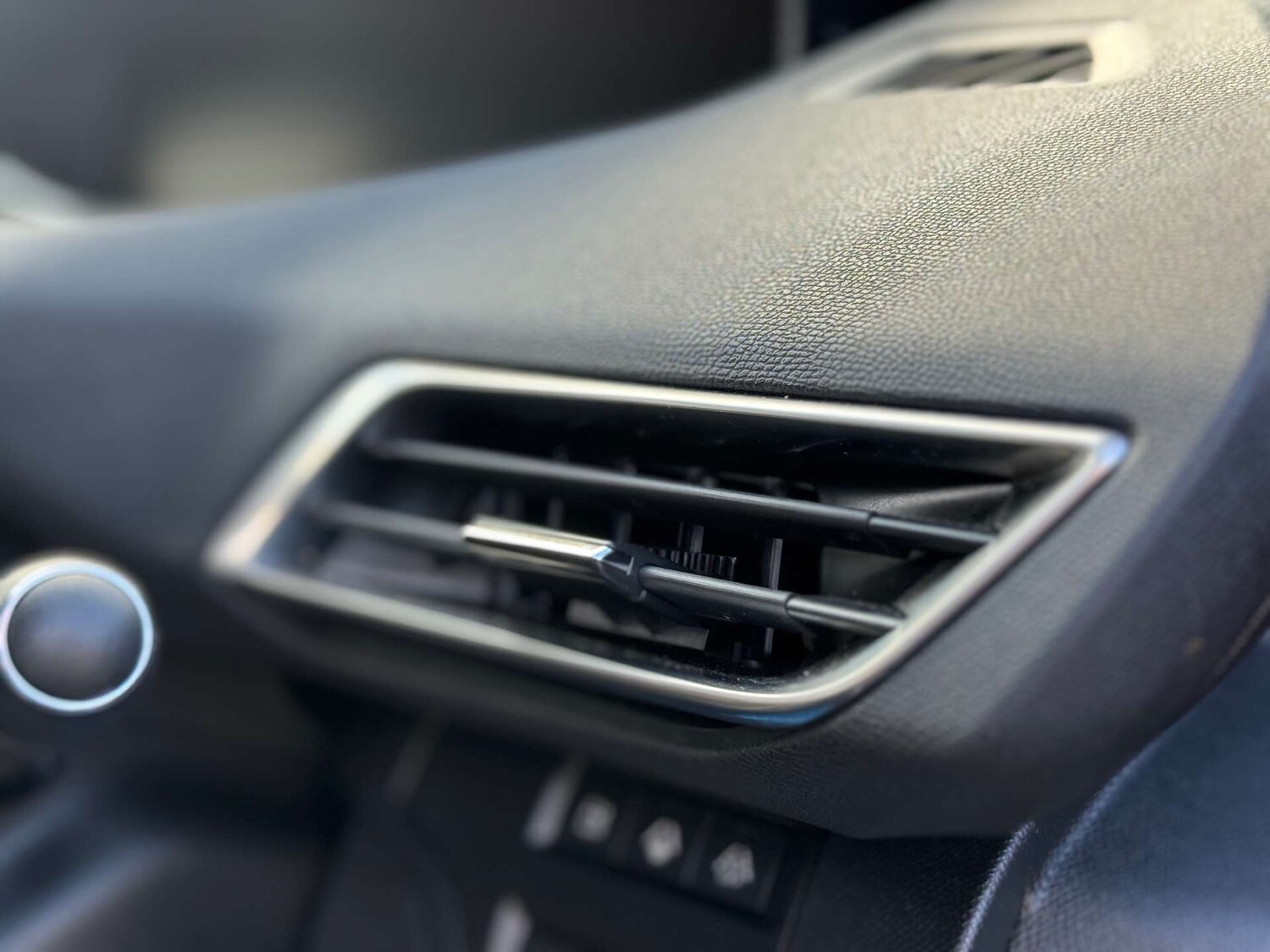 Used Peugeot 3008 2021 for sale - 77207439: Photo 79