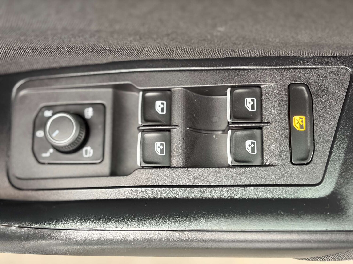 Used Volkswagen T-Roc 2020 for sale - 77283140: Photo 74