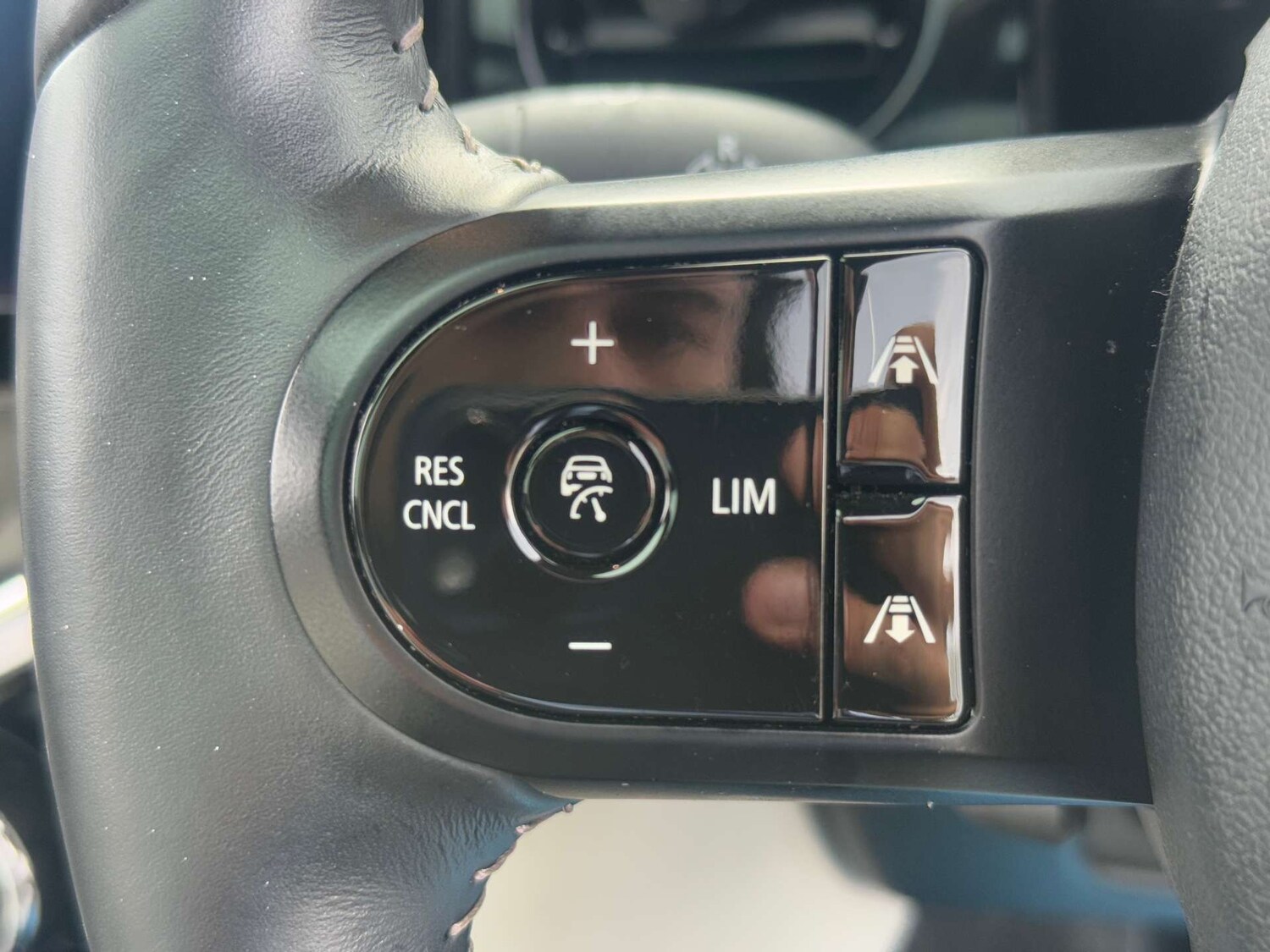 Used MINI Hatch 2021 for sale - 77207420: Photo 30