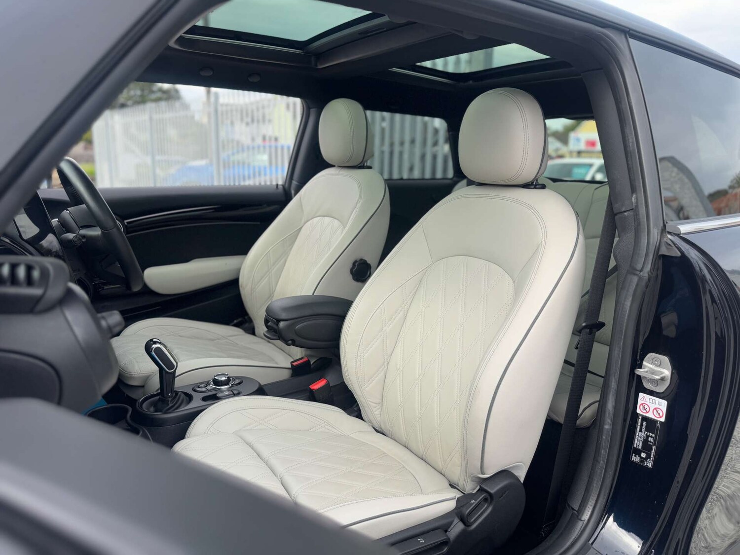 Used MINI Hatch 2021 for sale - 77207420: Photo 89