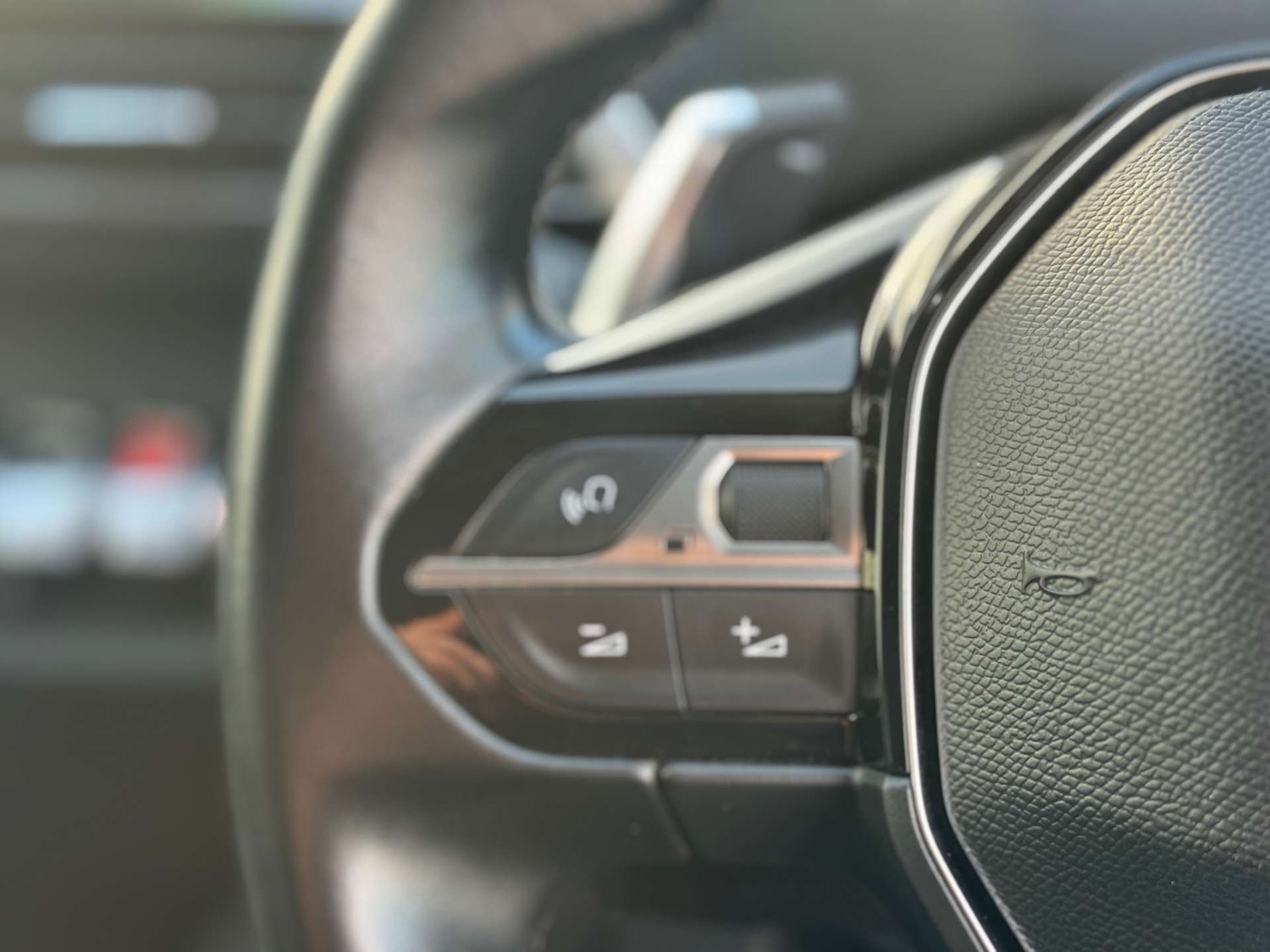 Used Peugeot 5008 2019 for sale - 77207446: Photo 40