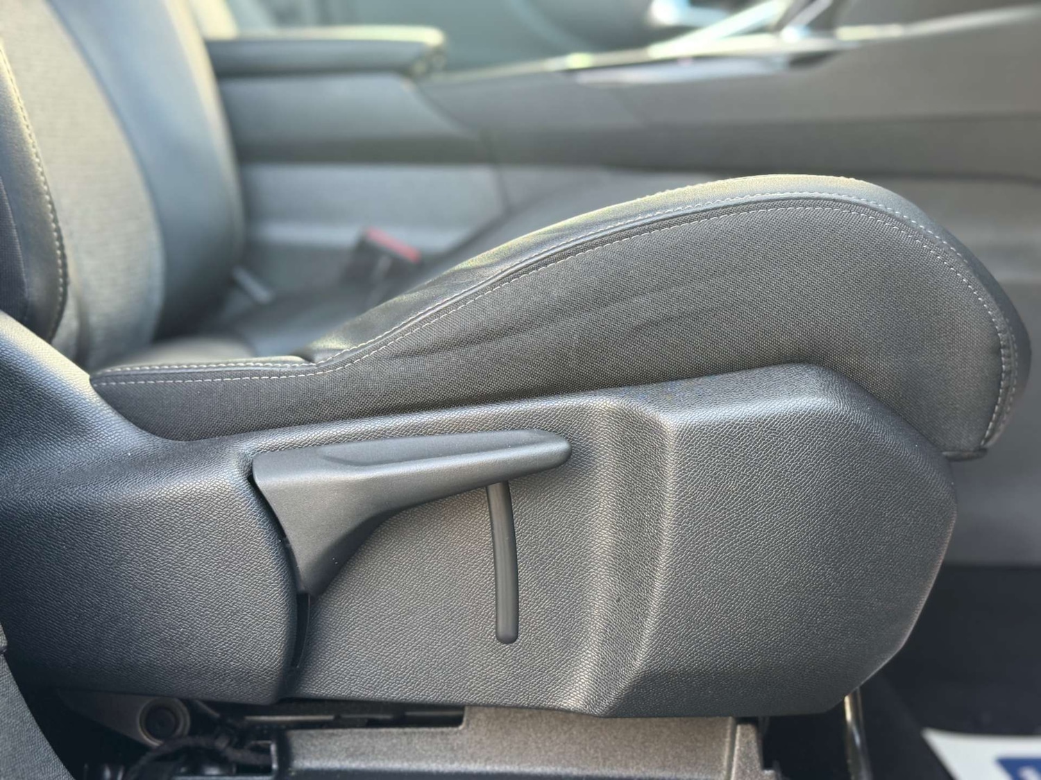 Used Peugeot 5008 2019 for sale - 77207446: Photo 46