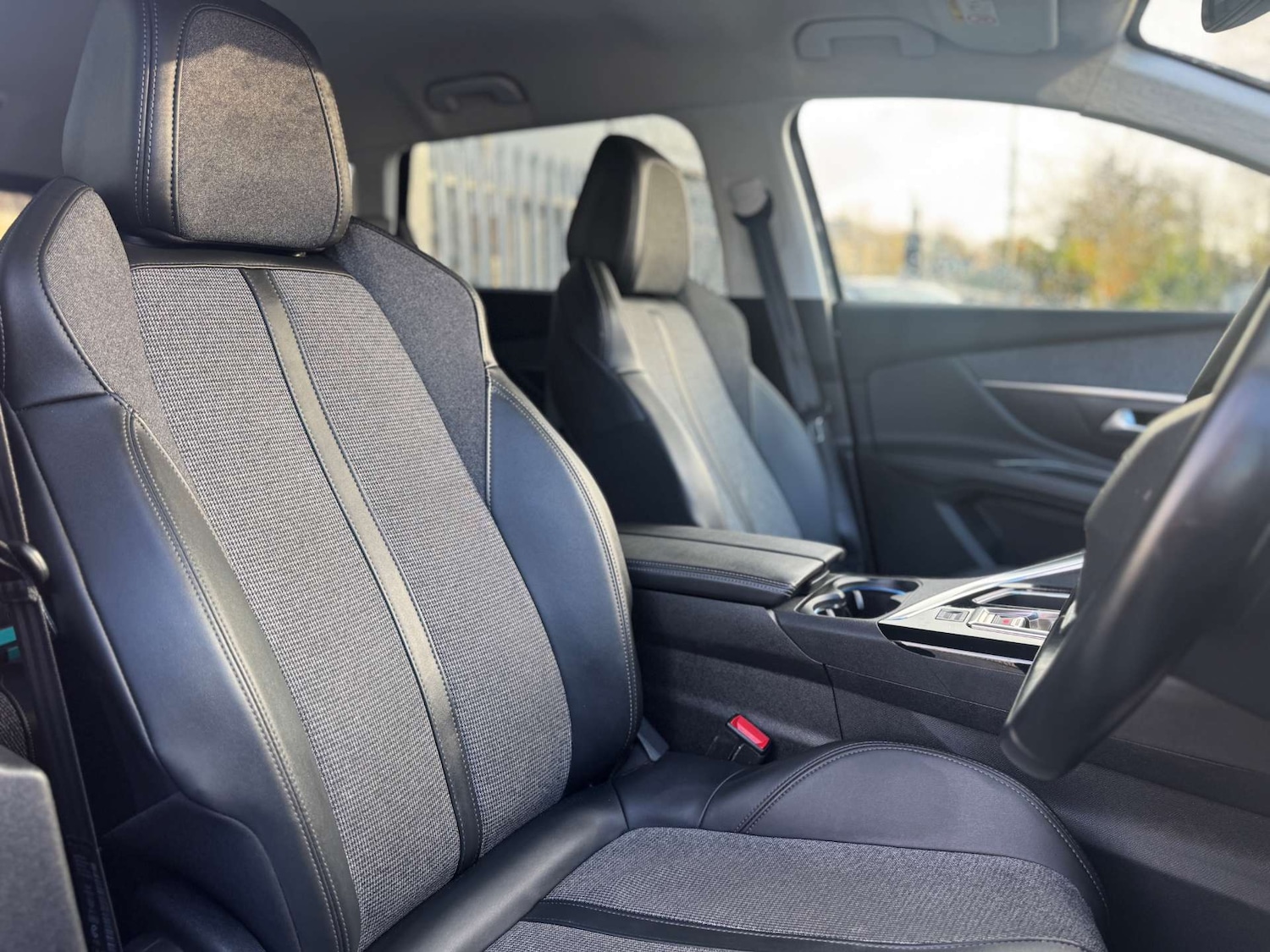 Used Peugeot 5008 2019 for sale - 77207446: Photo 47