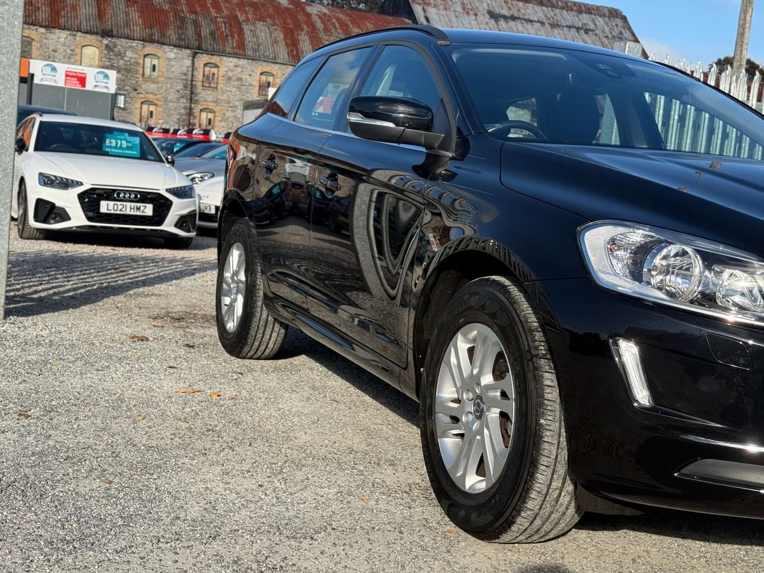 Used Volvo XC60 2017 for sale - 77207440: Photo 23