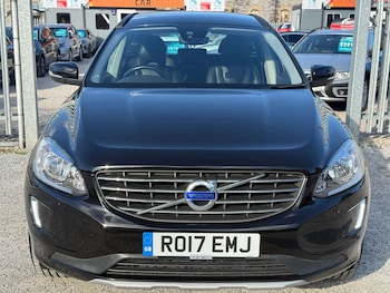 Used Volvo XC60 2017 for sale - 77207440: Photo