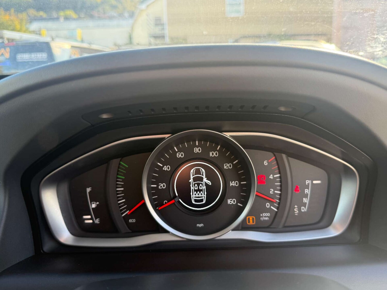 Used Volvo XC60 2017 for sale - 77207440: Photo 8