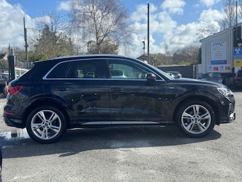 2021 - 1.5 Q3 S Line 35 TFSI MHEV Semi-Auto 5dr