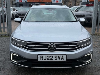Used Volkswagen Passat 2022 for sale - 77207445: Photo