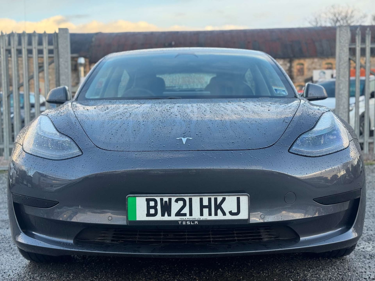Used Tesla Model 3 2021 for sale - 77207472: Photo 2