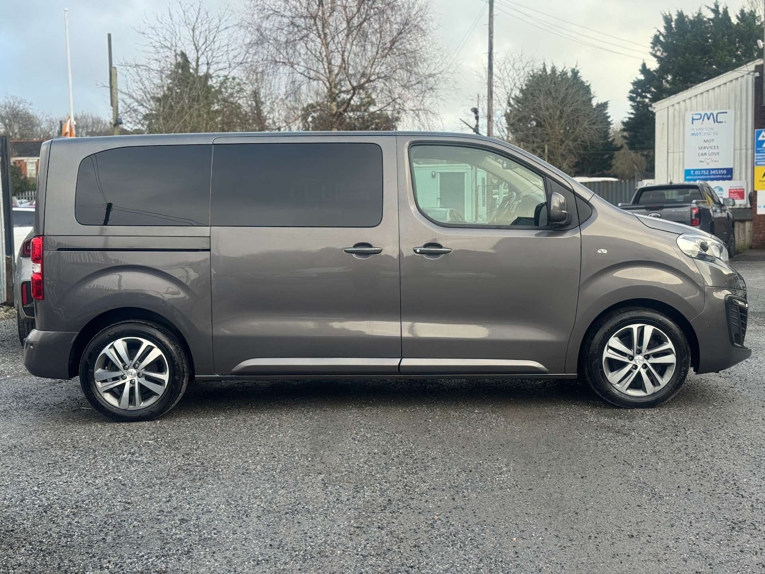 Used Peugeot Traveller 2018 for sale - 77582478: Photo 15