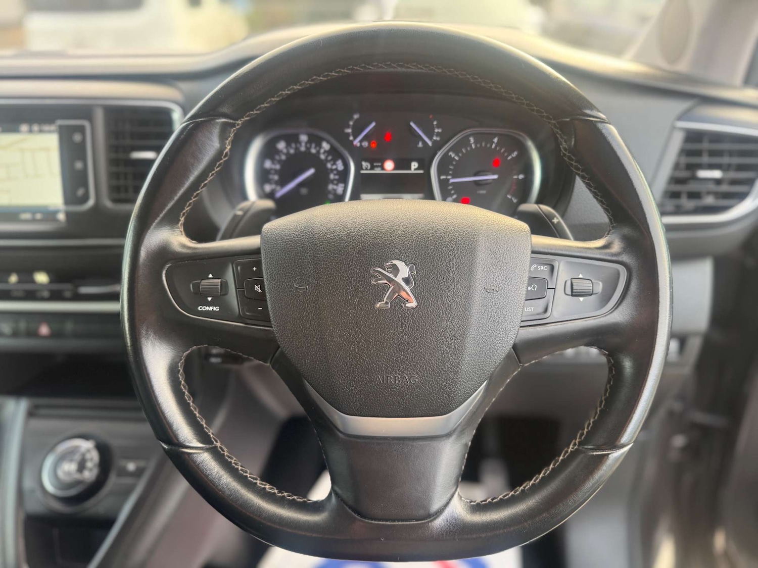 Used Peugeot Traveller 2018 for sale - 77582478: Photo 6