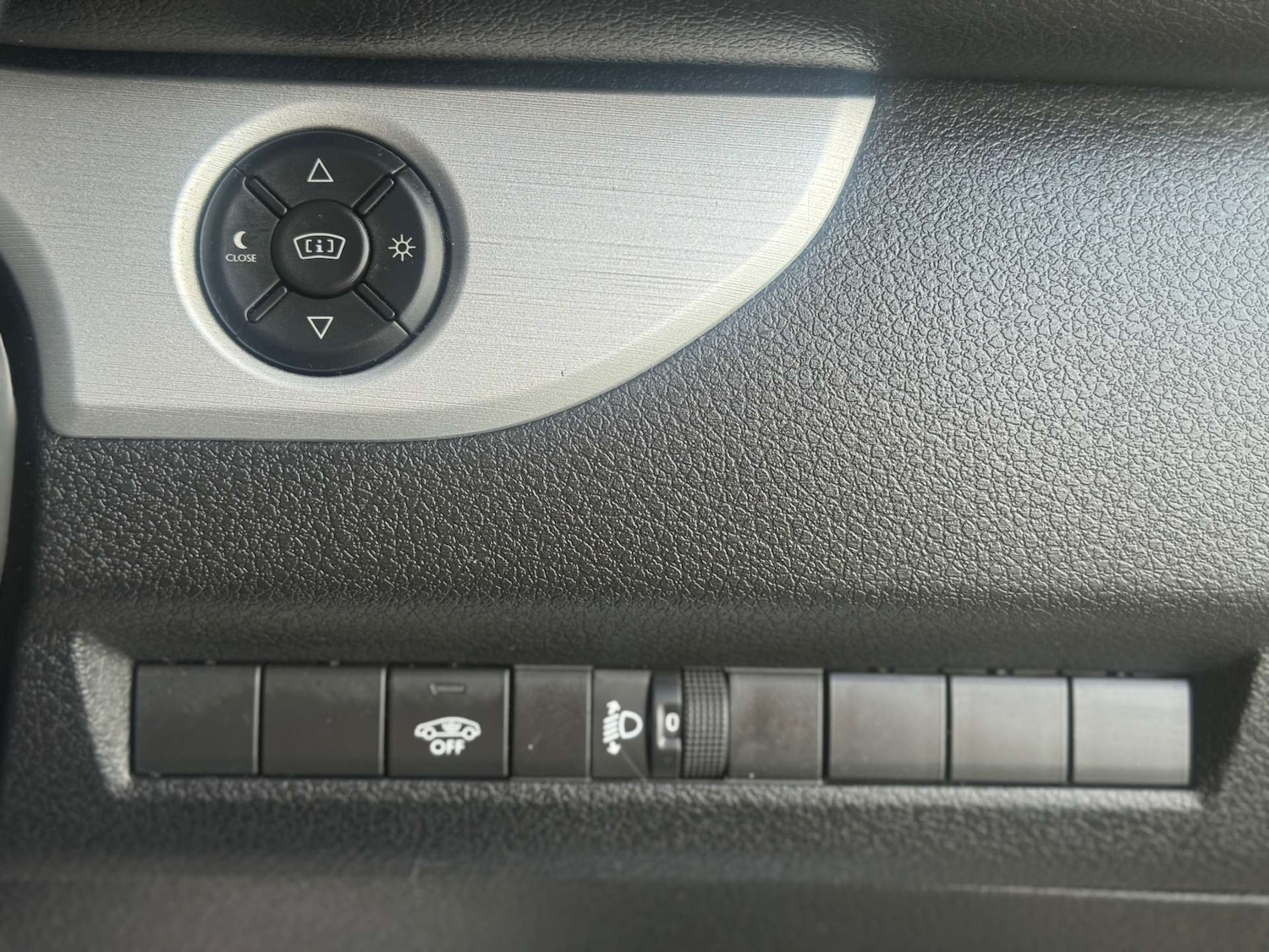 Used Peugeot Traveller 2018 for sale - 77582478: Photo 62