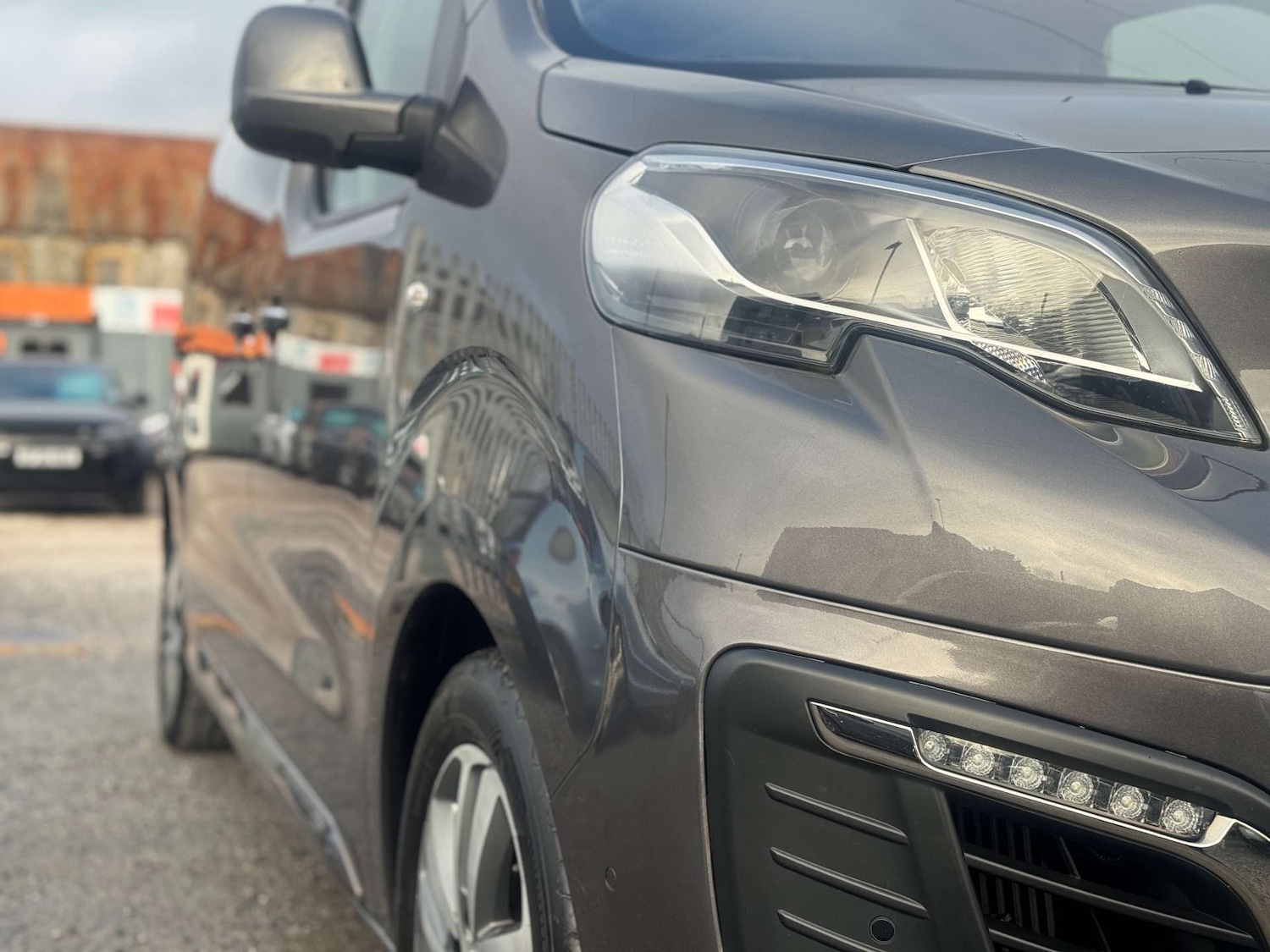 Used Peugeot Traveller 2018 for sale - 77582478: Photo 9