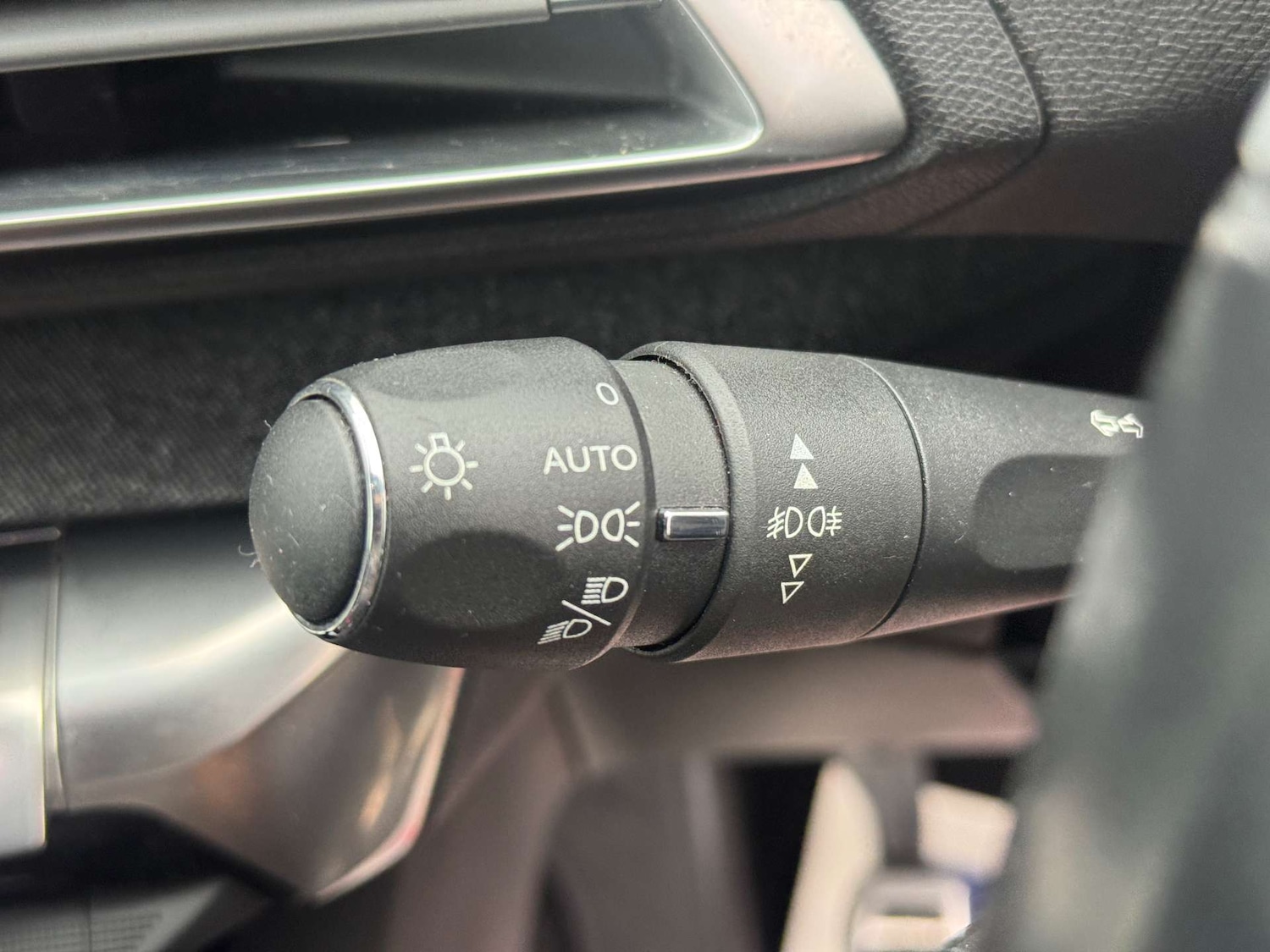 Used Peugeot 5008 2019 for sale - 77207466: Photo 16