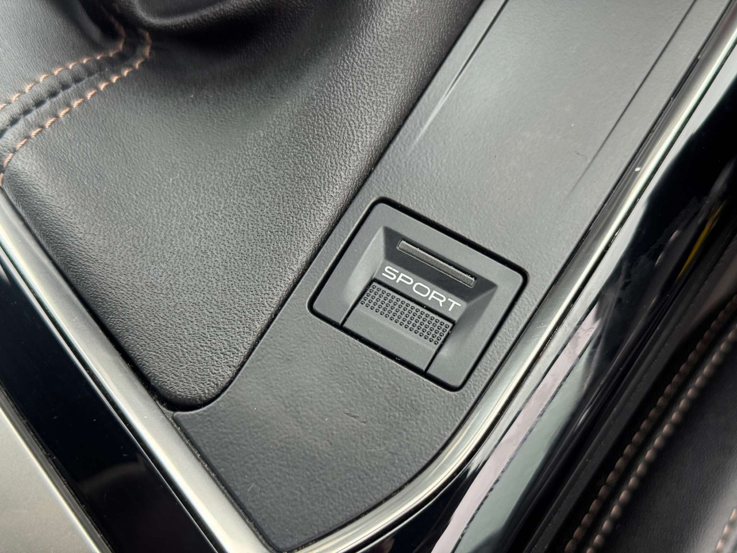 Used Peugeot 5008 2019 for sale - 77207466: Photo 64