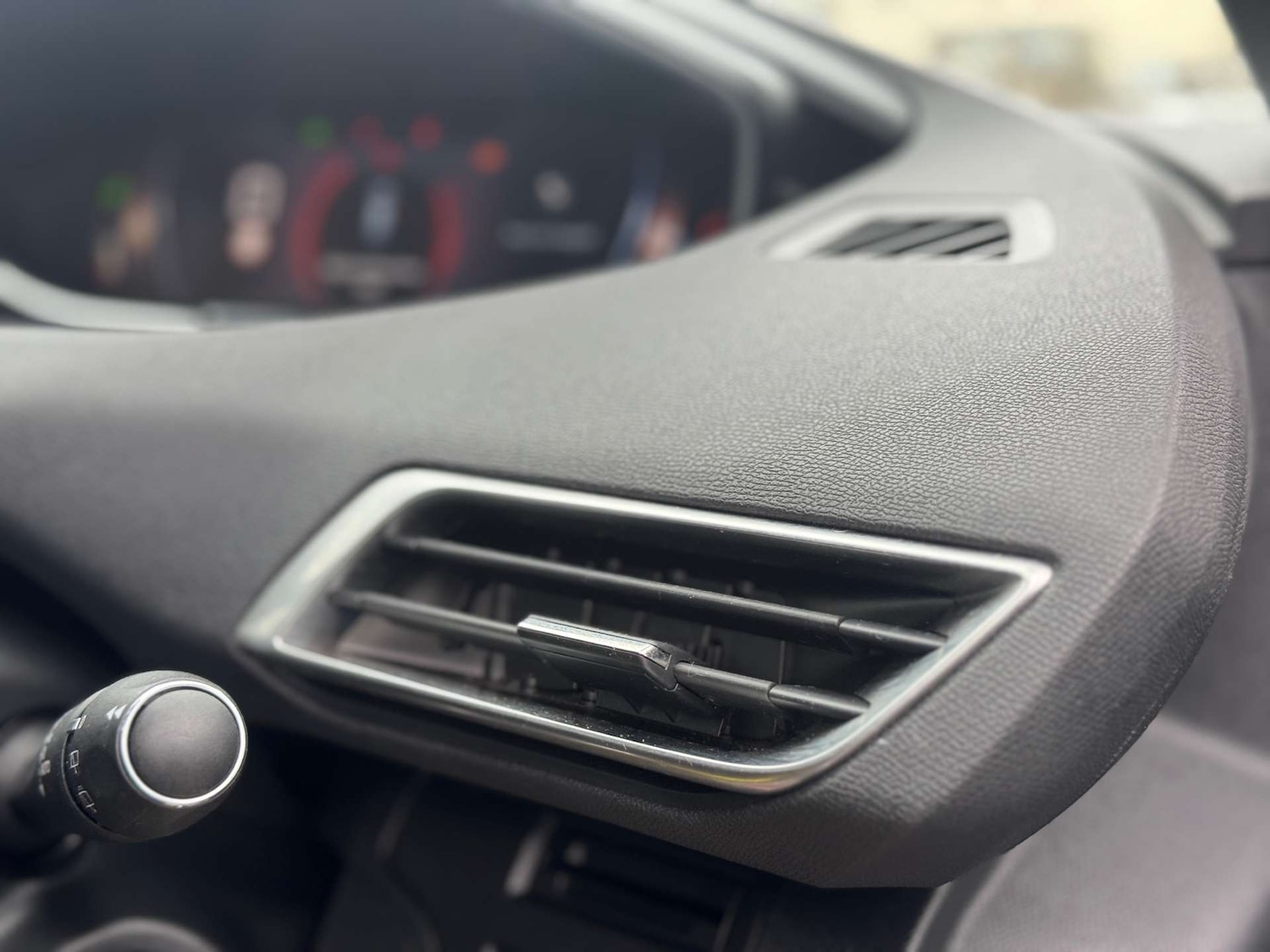 Used Peugeot 5008 2019 for sale - 77207466: Photo 79