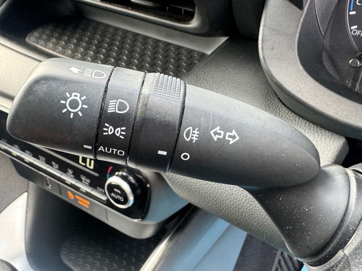 Used Toyota Yaris 2021 for sale - 77207429: Photo 28