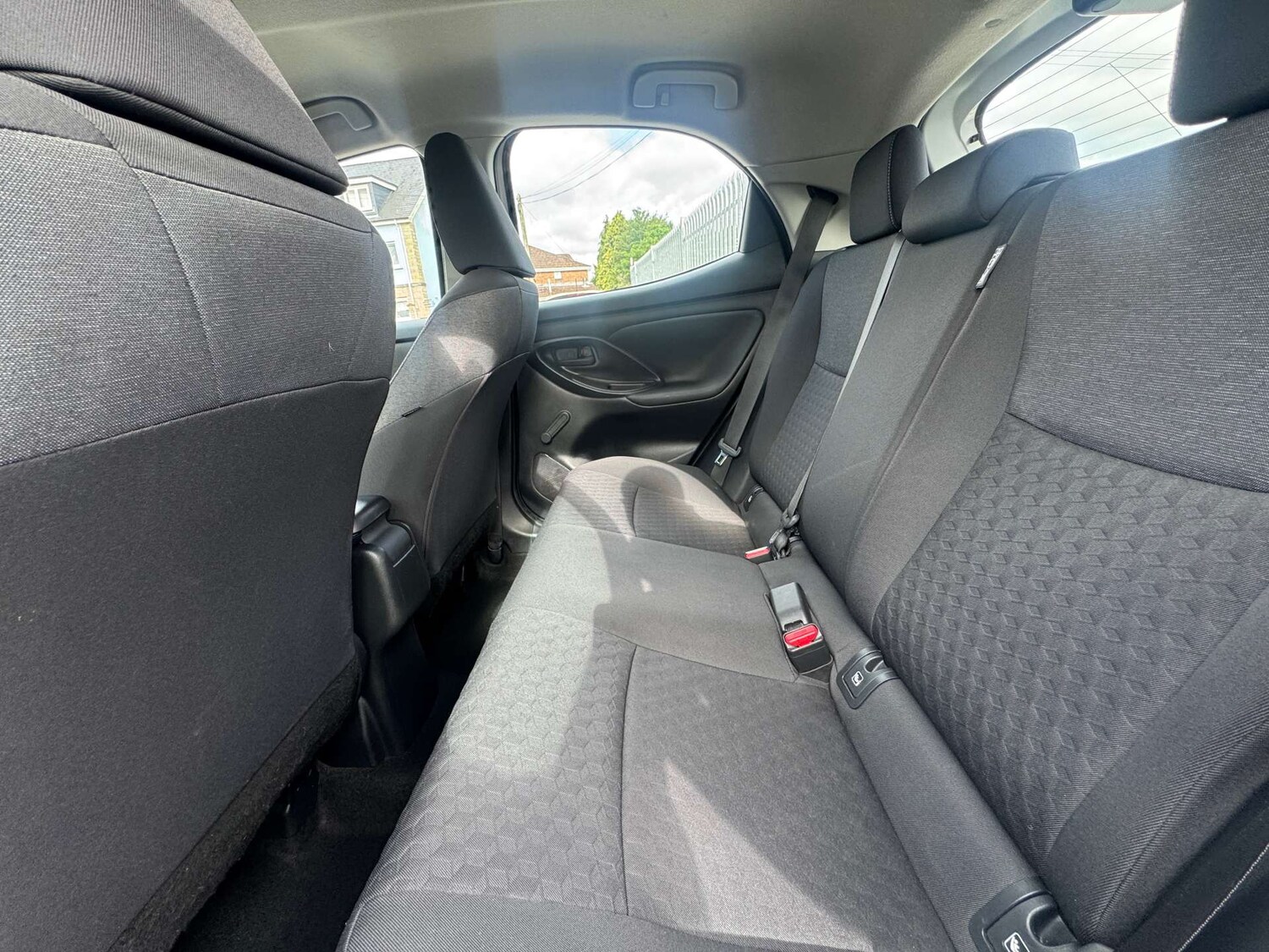 Used Toyota Yaris 2021 for sale - 77207429: Photo 34