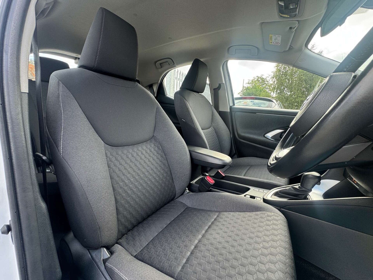 Used Toyota Yaris 2021 for sale - 77207429: Photo 49