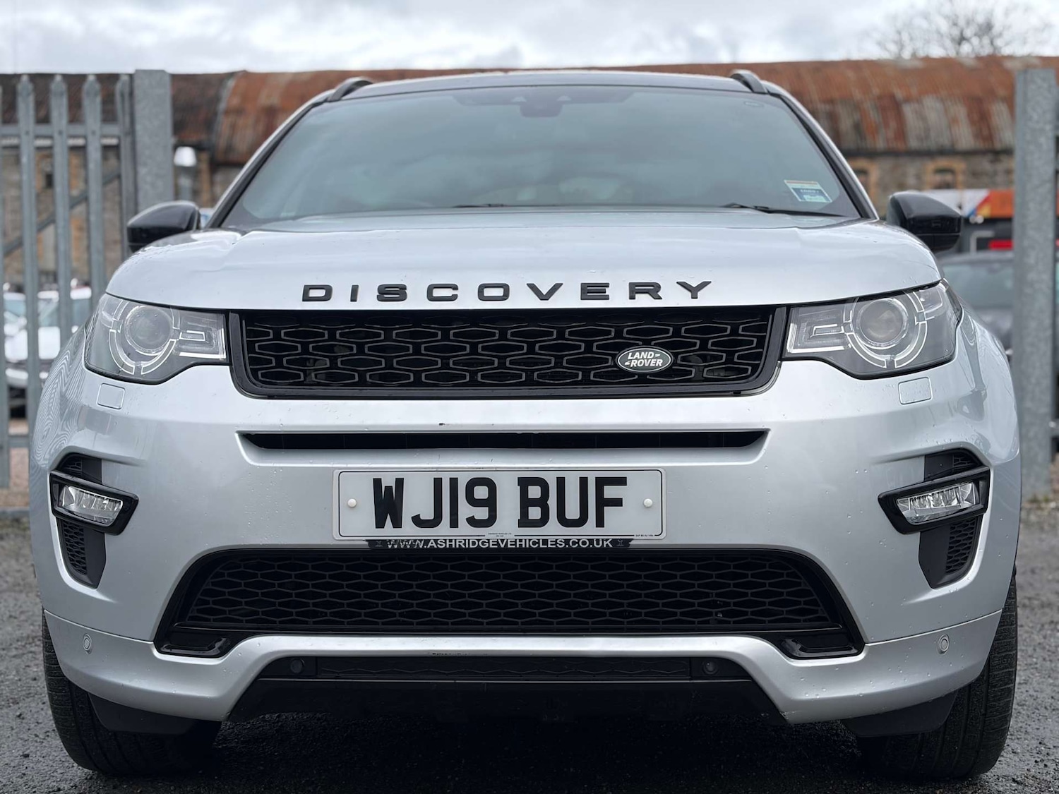 Used Land Rover Discovery Sport 2019 for sale - 77462935: Photo 2