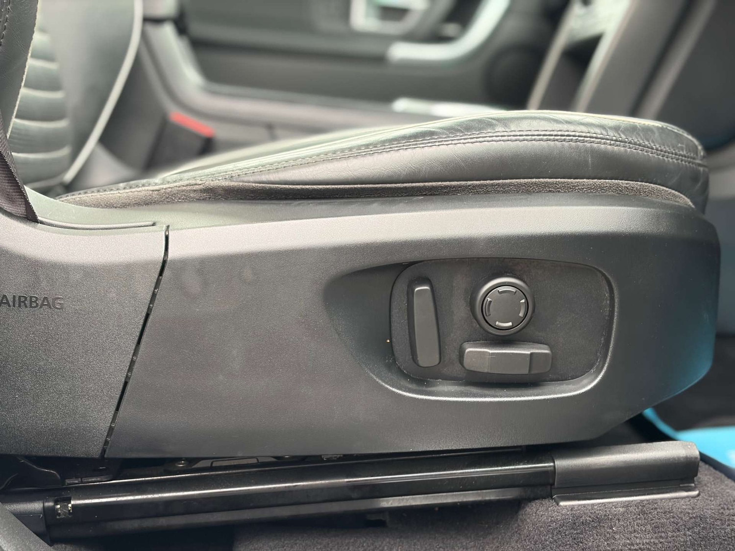 Used Land Rover Discovery Sport 2019 for sale - 77462935: Photo 62