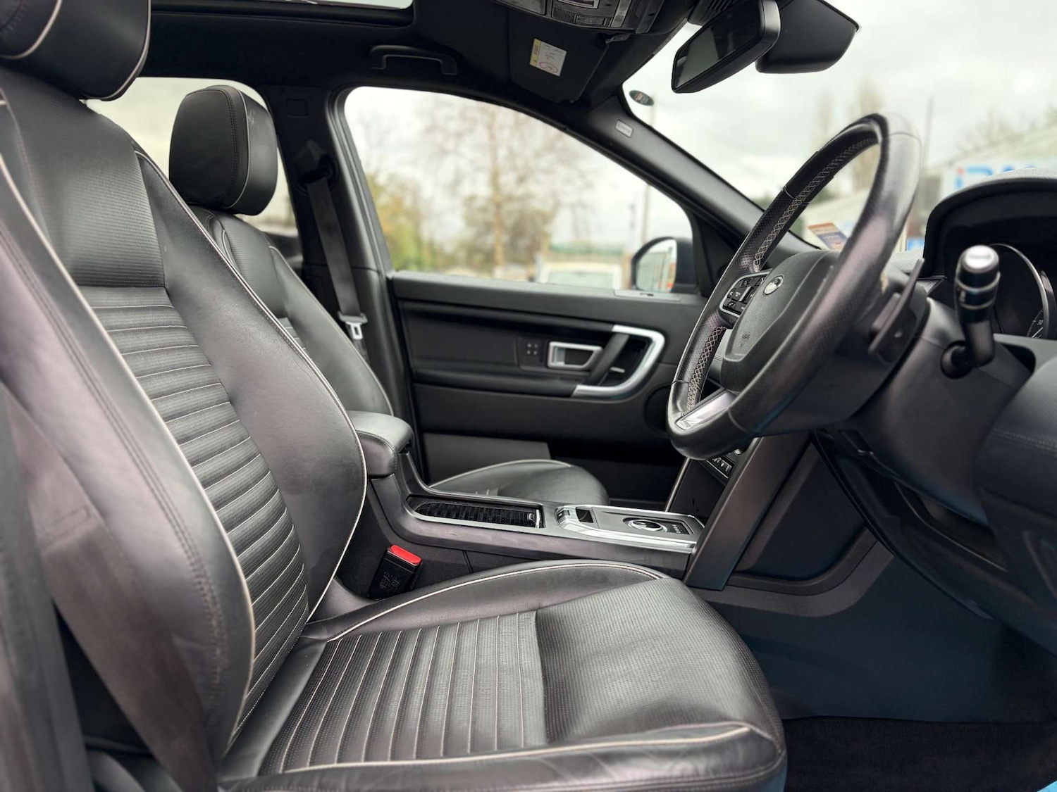 Used Land Rover Discovery Sport 2019 for sale - 77462935: Photo 78