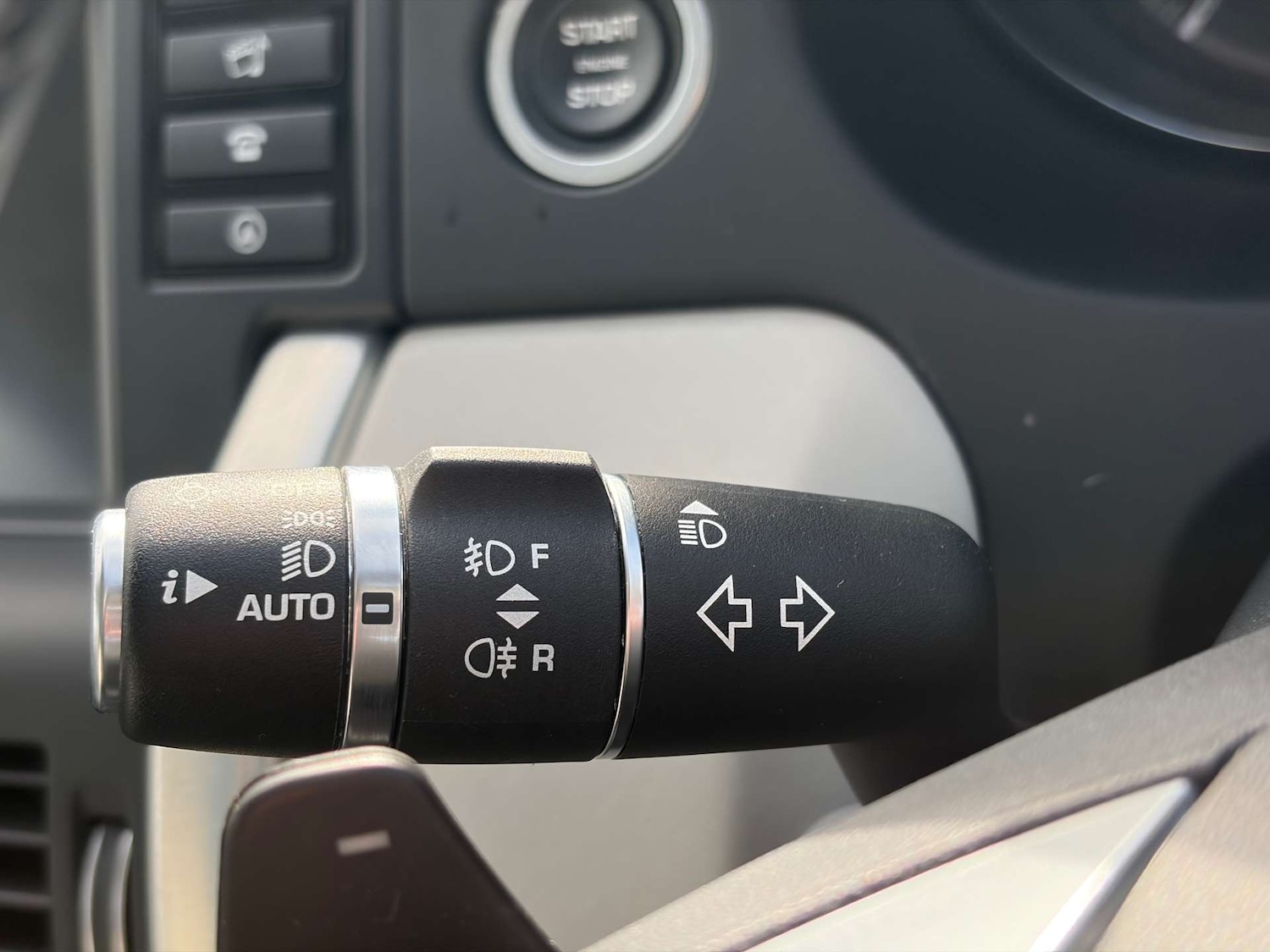 Used Land Rover Discovery Sport 2019 for sale - 77436283: Photo 16