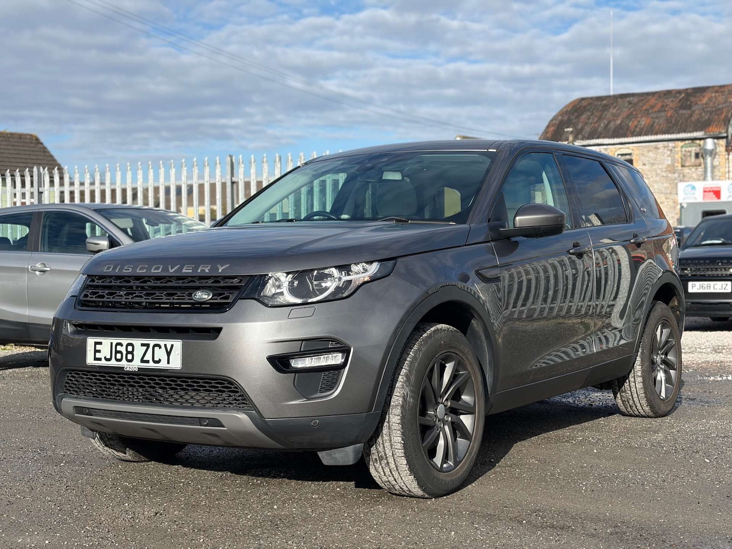 Used Land Rover Discovery Sport 2019 for sale - 77436283: Photo 3