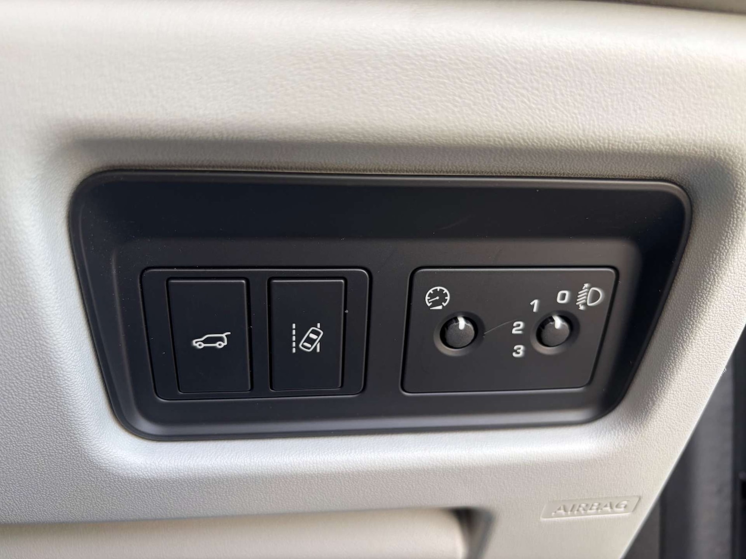 Used Land Rover Discovery Sport 2019 for sale - 77436283: Photo 40