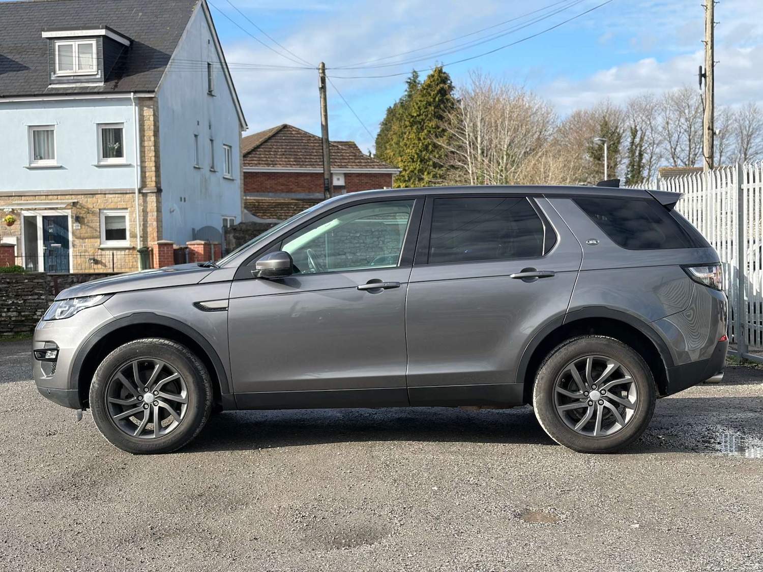 Used Land Rover Discovery Sport 2019 for sale - 77436283: Photo 5