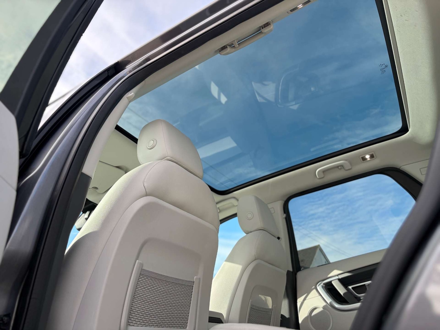 Used Land Rover Discovery Sport 2019 for sale - 77436283: Photo 83